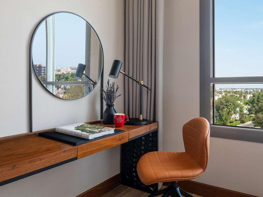 Swissotel Living होटल